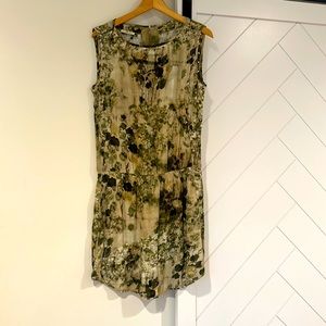 Mason light dress with fantastic details